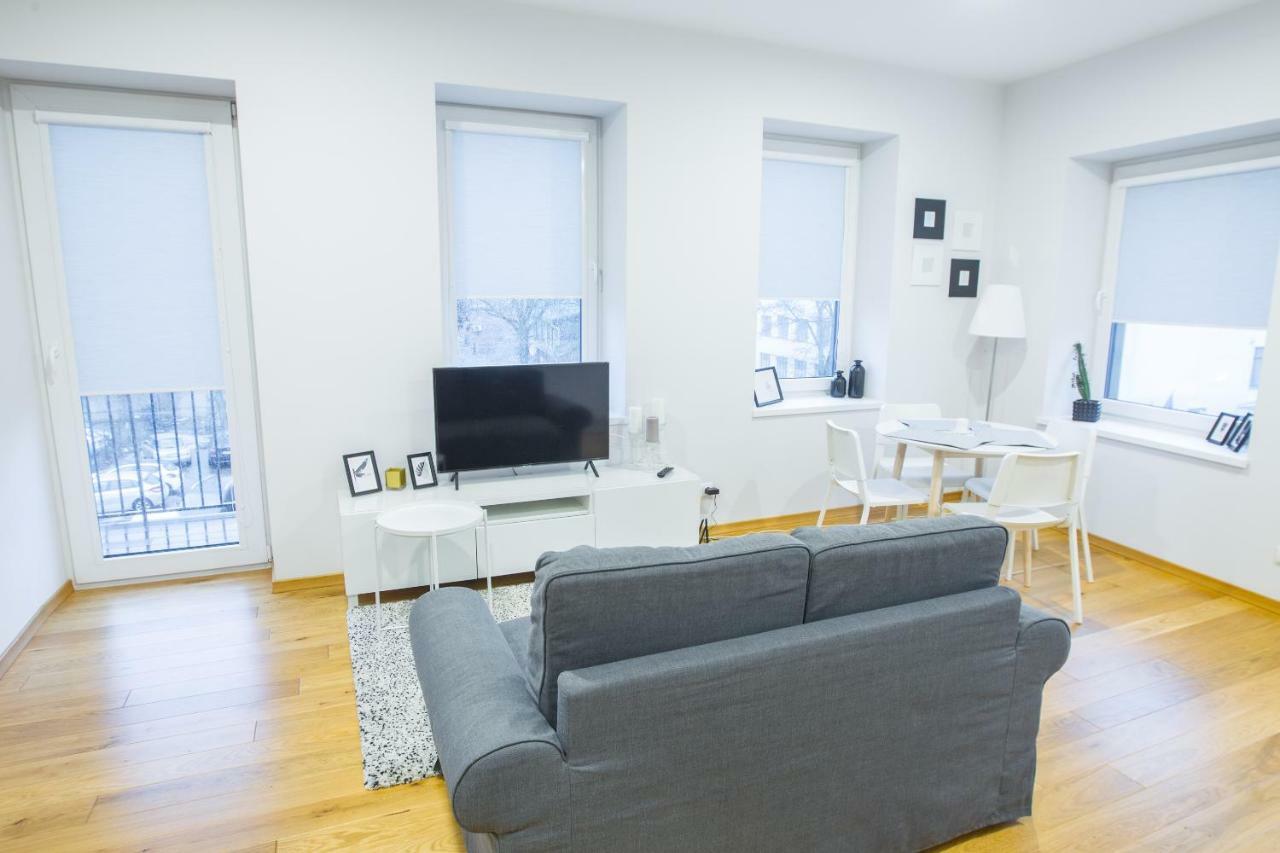 Bright 1Bd Apartment In Old Town By Hostlovers 考纳斯 外观 照片