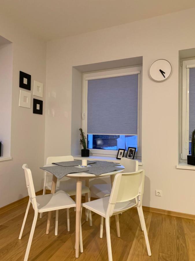 Bright 1Bd Apartment In Old Town By Hostlovers 考纳斯 外观 照片